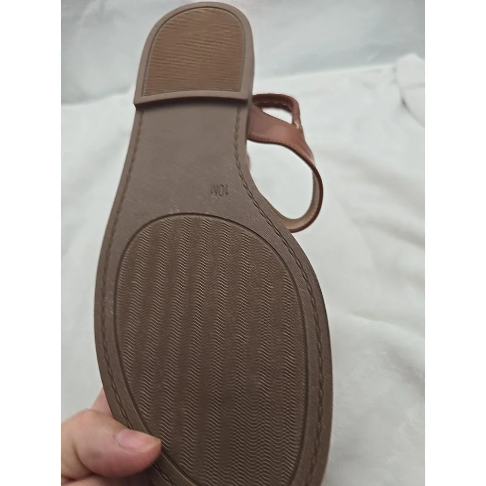 Looped Toed Sandals‎ Size 10m